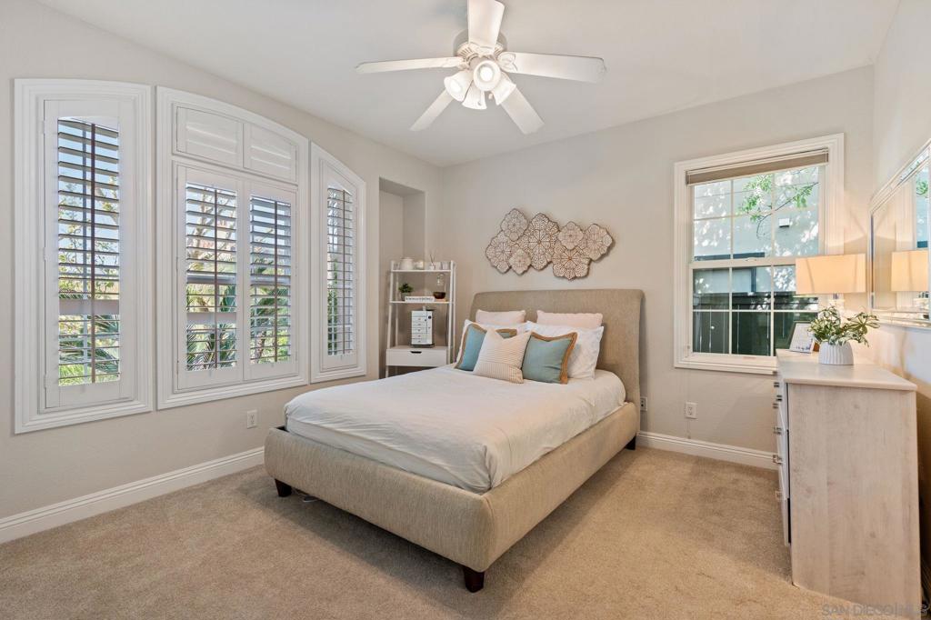 MLS #250037748SD image #9