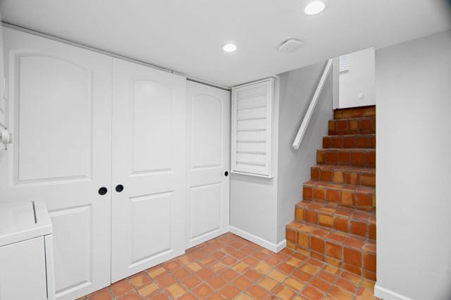 920 W Julian Street, San Jose CA: https://media.crmls.org/mediaz/e4510d99-2e62-46dd-845d-5f870d0ca2b7.jpg