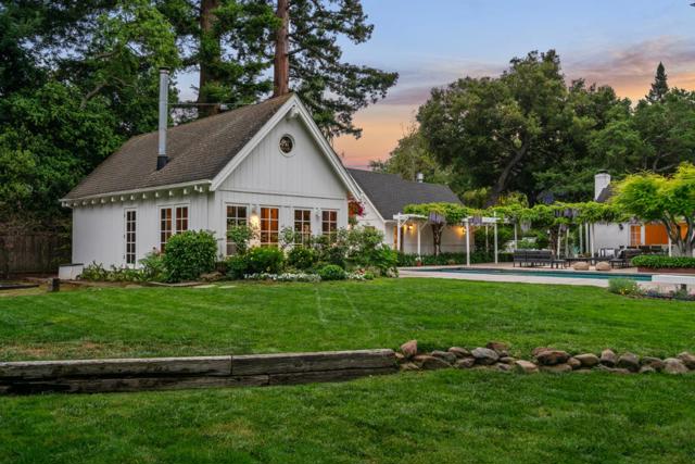37 Lupin Lane, Atherton CA: https://media.crmls.org/mediaz/e4523a33-73b0-4c45-943a-e213226f5643.jpg