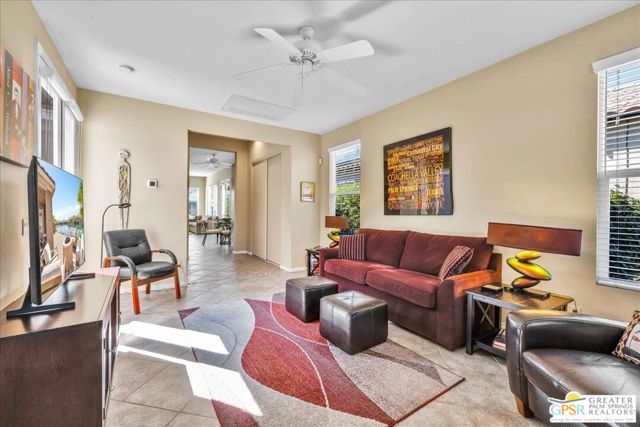109 Shoreline Drive, Rancho Mirage CA: https://media.crmls.org/mediaz/e4529214-67a7-4dea-bba2-80d4a8458cda.jpg
