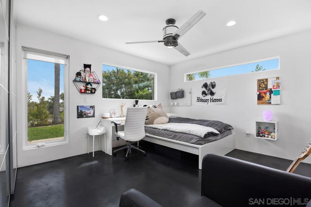 427 Hilmen Place - photo 15