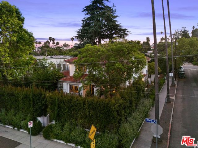 5850 Foothill Drive, Los Angeles CA: https://media.crmls.org/mediaz/e4531da9-828d-4a45-909c-6374d40f202f.jpg