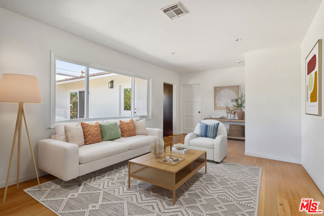 7818 Toland Avenue, Los Angeles CA: https://media.crmls.org/mediaz/e4539441-e36b-48cc-bdbc-edd003f697b3.jpg