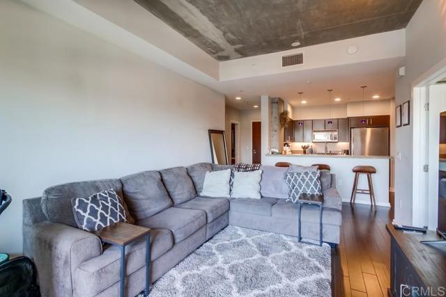 3740 Park Boulevard, San Diego CA: https://media.crmls.org/mediaz/e45985ad-2a3e-4d09-a7c1-c97774989fab.jpg