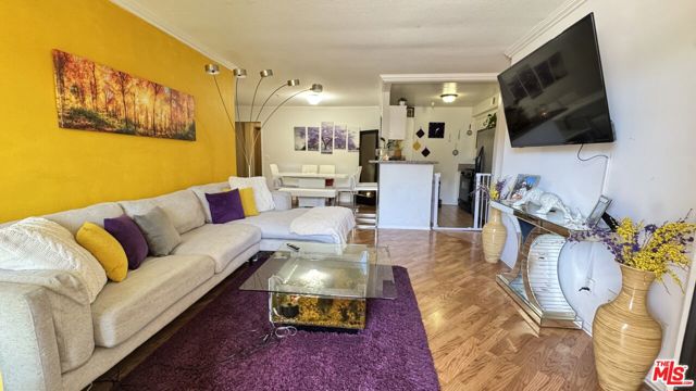 15455 Sherman Way, Van Nuys CA: https://media.crmls.org/mediaz/e45abc7a-dcc5-44d4-ac5d-c7e277c4f1d1.jpg