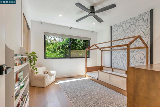 1612 Cervato Cir, Alamo CA: https://media.crmls.org/mediaz/e45b0d82-8600-488b-b155-5eac0fffa3da.jpg