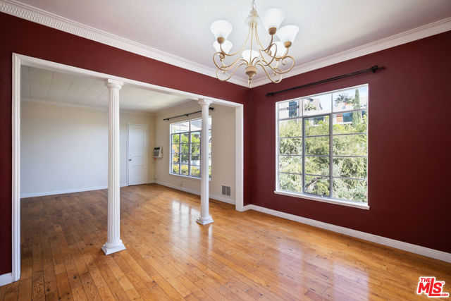 1323 N OLIVE Drive, West Hollywood CA: https://media.crmls.org/mediaz/e45caf42-e48e-4230-8176-d38d53dc7f95.jpg