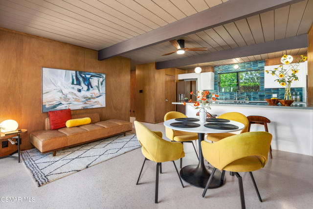 1449 Fordham Avenue, Thousand Oaks CA: https://media.crmls.org/mediaz/e45cd75e-4159-4504-a560-e839fa5c9def.jpg