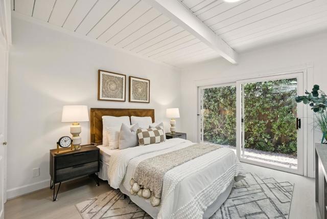 747 De Soto Drive, Palo Alto CA: https://media.crmls.org/mediaz/e45d1624-212e-4960-afae-d42c41d6c3af.jpg