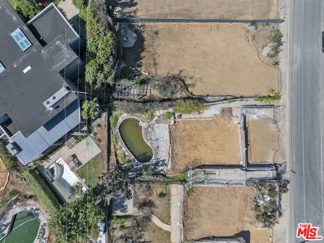 Drew Fenton | 887 Chattanooga Avenue Pacific Palisades CA | MLS: 7346712
