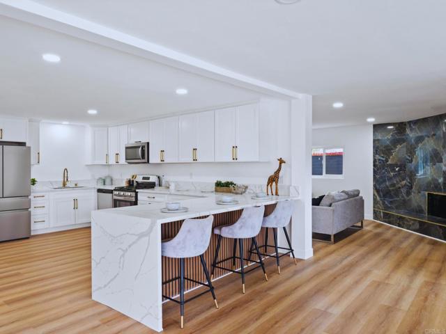 Detail Gallery Image 16 of 60 For 1894 Wedgemere Rd, El Cajon,  CA 92020 - 7 Beds | 5 Baths