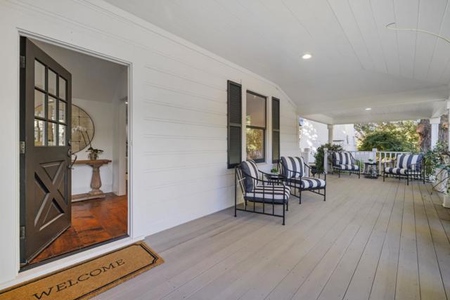 2551 Grant Street, Calistoga CA: https://media.crmls.org/mediaz/e45eeba9-18da-4e8d-a31b-ca3718728817.jpg