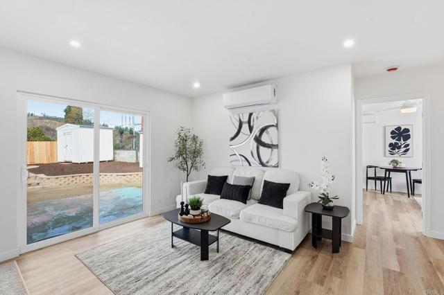 Detail Gallery Image 9 of 40 For 3580 Trophy Dr, La Mesa,  CA 91941 - 4 Beds | 2 Baths