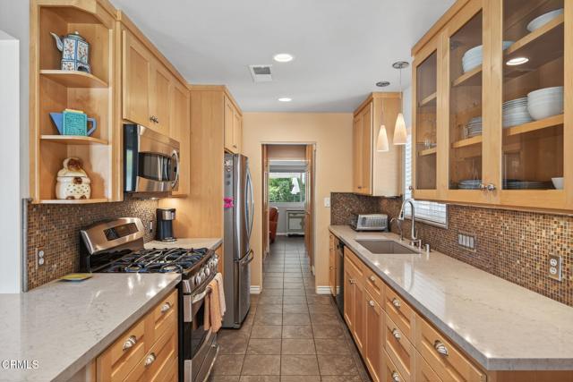1180 Bonmark Drive, Ojai CA: https://media.crmls.org/mediaz/e45f8f97-4bbb-4824-9fb5-88098ba78fc9.jpg