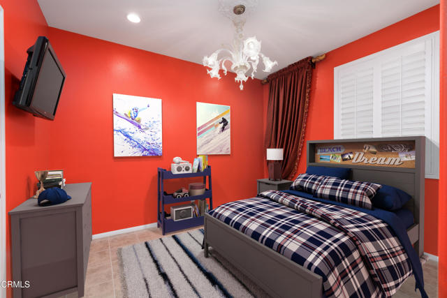 469 Pecana Street, Camarillo CA: https://media.crmls.org/mediaz/e4606dcc-6157-48db-9722-f799902d10b4.jpg
