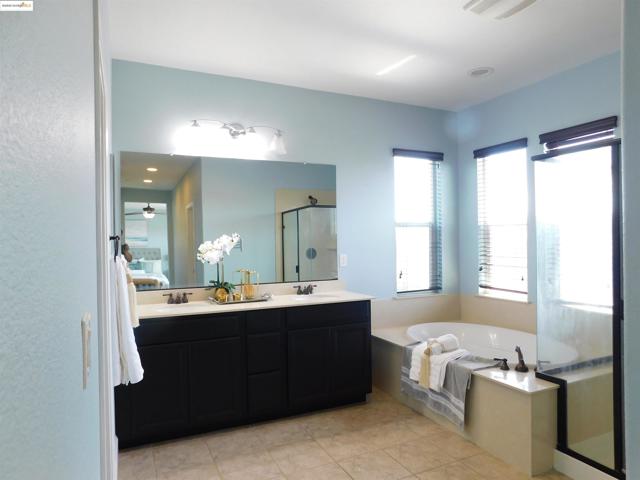 Image 20 of 21 For 1811 Velvetleaf Ln