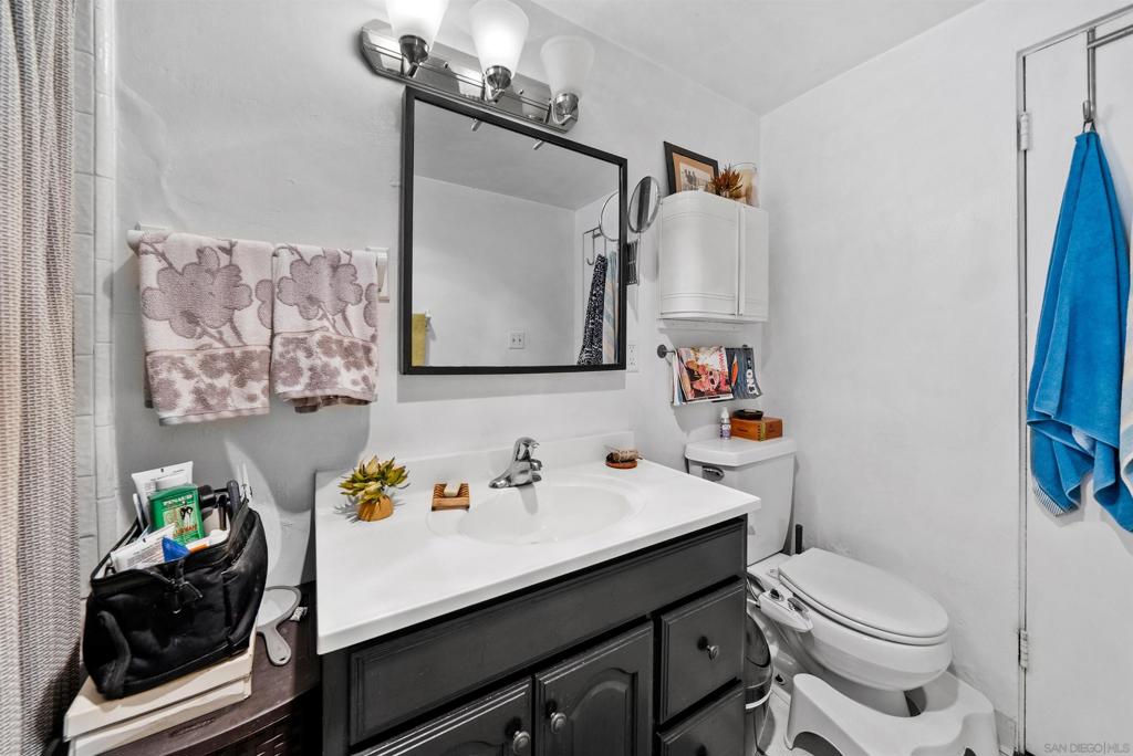 MLS #250037817SD image #46