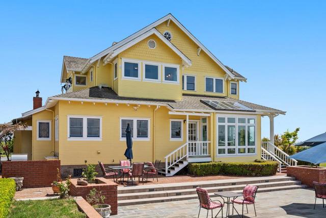 180 Dicicco Terrace, Watsonville CA: https://media.crmls.org/mediaz/e461c3aa-7c7b-4570-a3a5-5c3aa4bf3f87.jpg