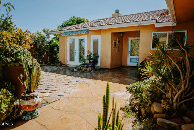 Detail Gallery Image 2 of 57 For 7314 Wallaby St, Ventura,  CA 93003 - 3 Beds | 2 Baths