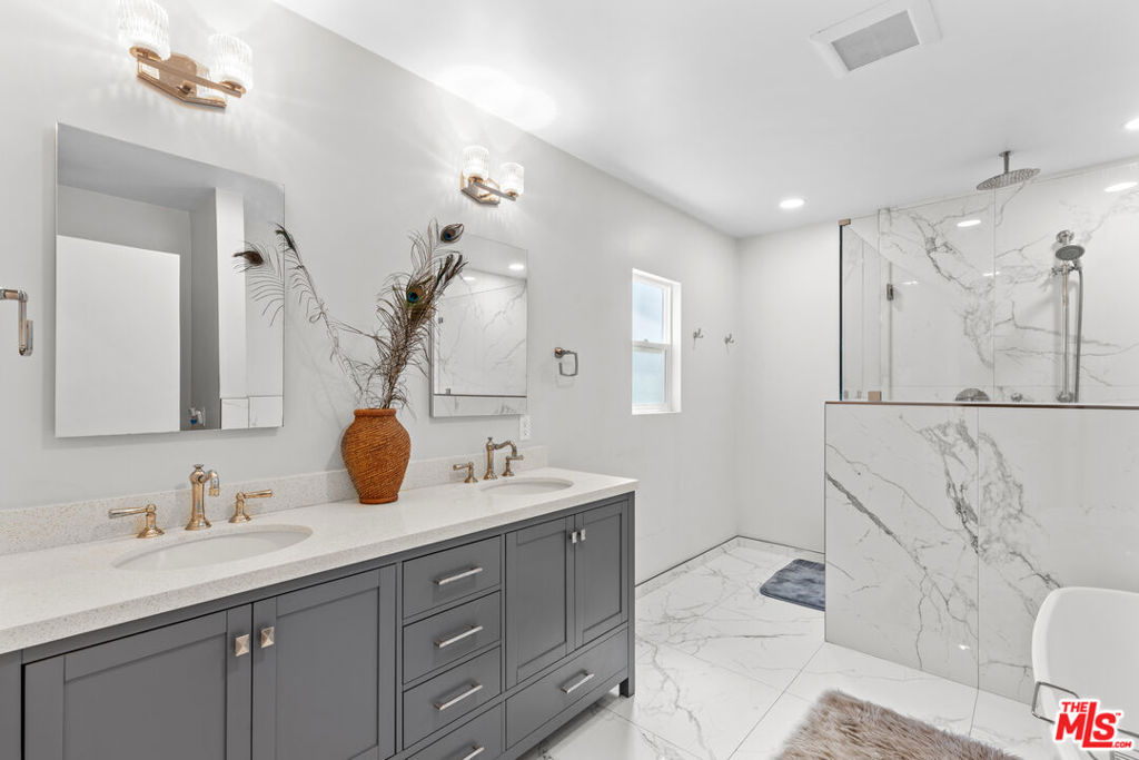 MLS #26857443 image #12
