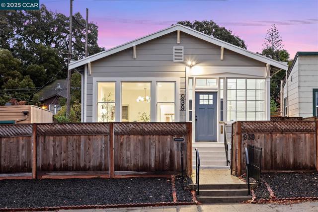 939 Ohio St, Vallejo CA: https://media.crmls.org/mediaz/e4631bc9-4356-41e7-a3ea-4a61243c7f8b.jpg
