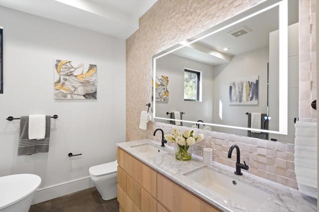 Image 20 of 46 For 543 Tennyson Avenue