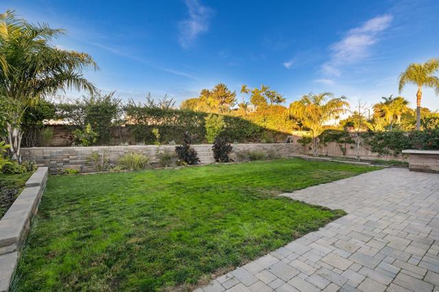 3356 Corte Tiburon, Carlsbad CA: https://media.crmls.org/mediaz/e4640674-360a-4a6e-bc2e-c70e8da5a7ed.jpg