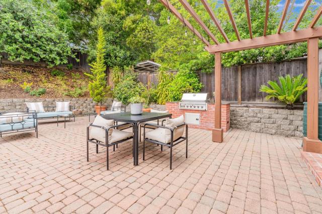 932 Pleasant Hill Road, Redwood City CA: https://media.crmls.org/mediaz/e46416a6-f7c0-45ba-a894-b85a5d3cca10.jpg