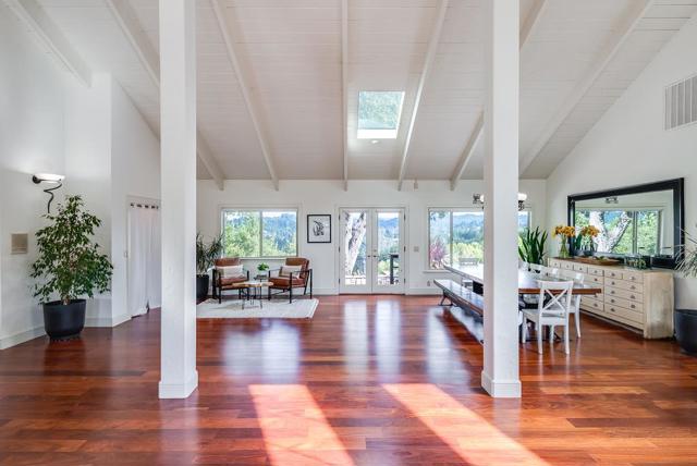 1501 Hidden Valley Road, Soquel CA: https://media.crmls.org/mediaz/e464f8d6-e923-419c-9480-96b61943ca47.jpg