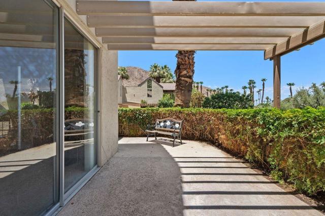 78125 Cabrillo Lane, Indian Wells CA: https://media.crmls.org/mediaz/e465b3e2-6761-41e5-9478-7bea6b5f6809.jpg