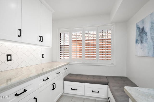 1850 Midvale Avenue, Los Angeles CA: https://media.crmls.org/mediaz/e465b993-7491-4fb1-93ca-819eaa729614.jpg