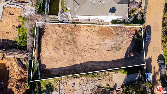 575 N Marquette Street, Pacific Palisades CA: https://media.crmls.org/mediaz/e465bc74-dff2-4ad7-99aa-0ded5a22ab01.jpg