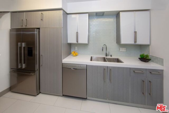 11657 Chenault Street, Los Angeles CA: https://media.crmls.org/mediaz/e46647a0-a463-4ed3-ae0f-ae849e7c43ab.jpg