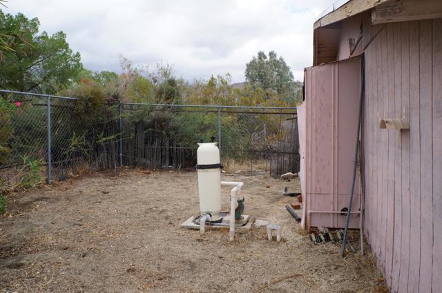11022 West Drive, Morongo Valley CA: https://media.crmls.org/mediaz/e4668f7f-d47d-4e49-a868-f7ebf388c1a9.jpg