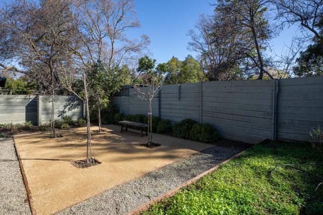 654 Loma Verde Avenue, Palo Alto CA: https://media.crmls.org/mediaz/e46702e4-07b2-4a6d-8d3e-a7ab6d762461.jpg
