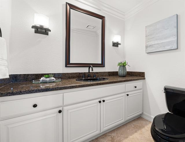 Detail Gallery Image 11 of 21 For 1173 Avenida Frontera, Oceanside,  CA 92057 - 3 Beds | 2/1 Baths