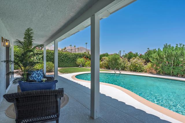 Image 35 of 39 For 72920 Somera Road