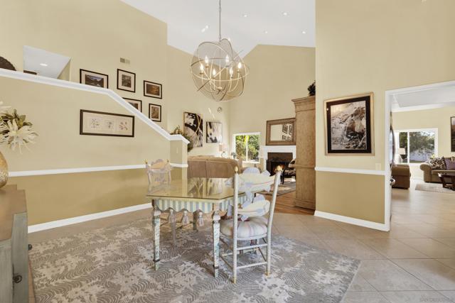 17233 Cuvee Ct, Poway CA: https://media.crmls.org/mediaz/e4693b53-73dc-4f51-81fb-3139ebbafc40.jpg