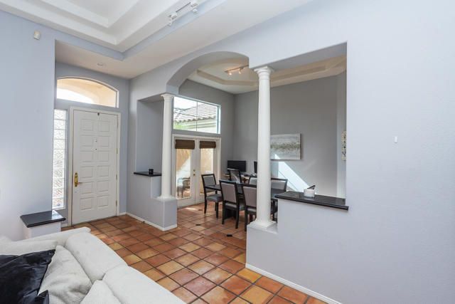 78970 Del Monte Court, La Quinta CA: https://media.crmls.org/mediaz/e4695131-effd-4f01-990f-34a9a8e3f094.jpg
