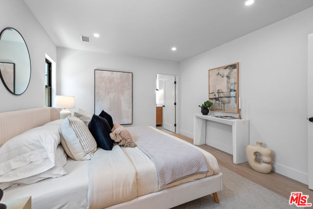 2235 S Mansfield Avenue, Los Angeles CA: https://media.crmls.org/mediaz/e4698812-cf02-4a19-be49-2bf2e138f8f7.jpg