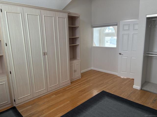 374 ORANGE AVE, Coronado CA: https://media.crmls.org/mediaz/e4699fbd-286e-49d2-8d47-4e2b957ec02a.jpg
