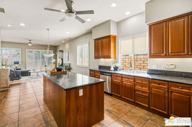 Image 9 of 39 For 2 Brentwood Way