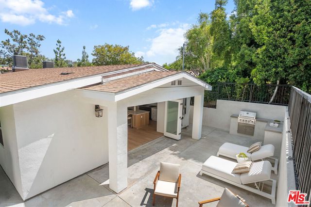 10436 Cheviot Drive, Los Angeles CA: https://media.crmls.org/mediaz/e46a2433-558b-4f66-acdb-c2a6b9648c77.jpg