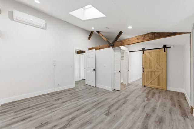 1353 Edgewood Road, Redwood City CA: https://media.crmls.org/mediaz/e46a35e3-53ae-476d-b994-bf13a8ffbe14.jpg