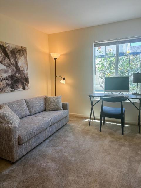 33157 Lake Superior Place, Fremont CA: https://media.crmls.org/mediaz/e46ad76e-12f0-4727-896c-4a4b133b6c46.jpg