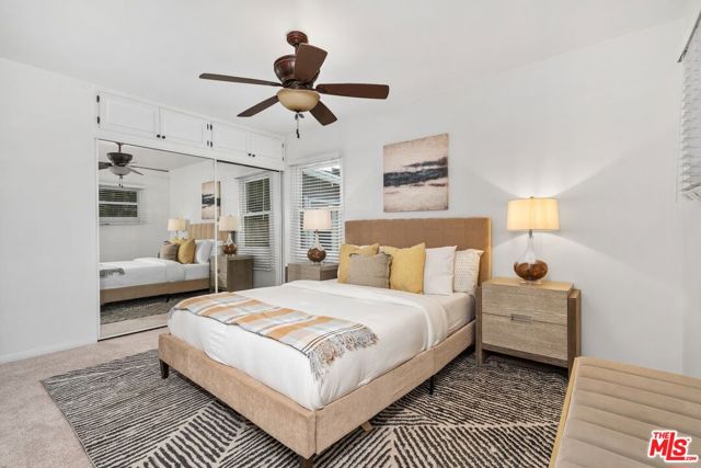 8131 Paso Robles Avenue, Lake Balboa CA: https://media.crmls.org/mediaz/e46adaac-1cc4-4bcf-aad5-2fedeac59ef2.jpg