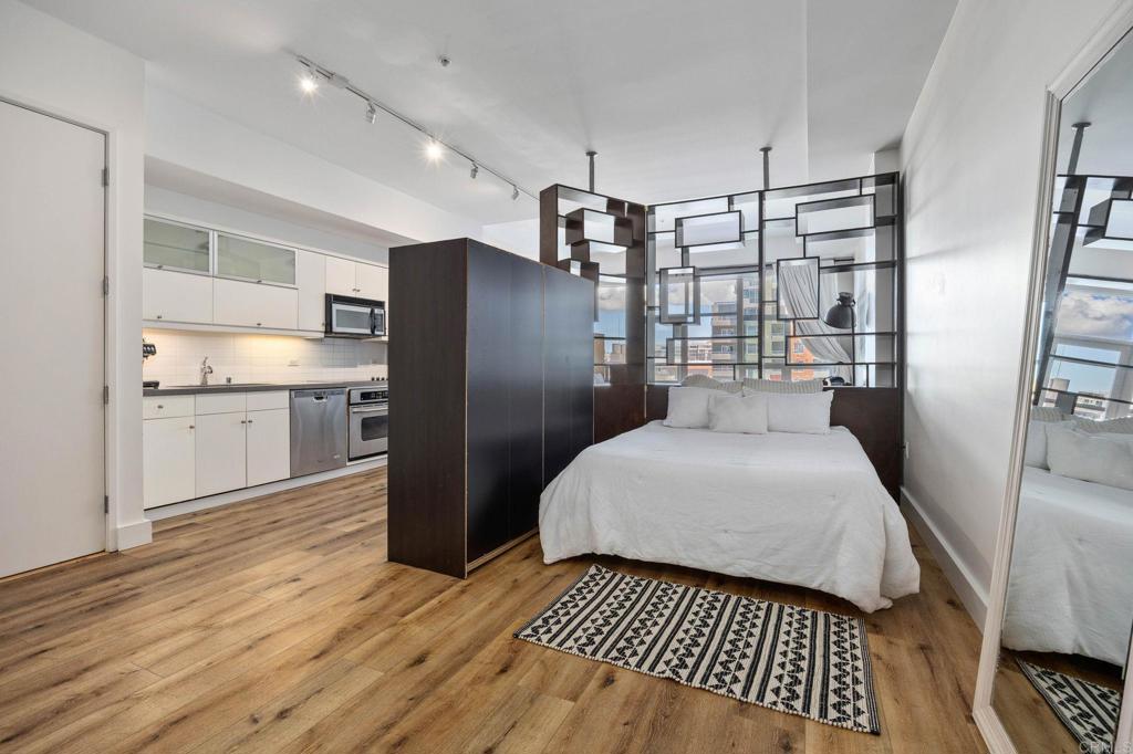 350 Ash Street - photo 9