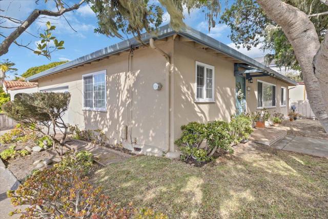 728 Spruce Avenue, Pacific Grove CA: https://media.crmls.org/mediaz/e46afa5c-2a08-49a9-996e-47fa4c20522e.jpg