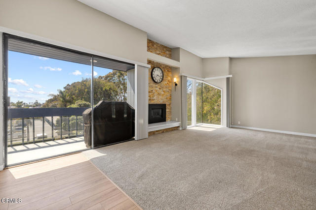 350 Paseo De Playa, Ventura CA: https://media.crmls.org/mediaz/e46b6cd7-f394-4fc2-8dc0-30138e9dd33e.jpg