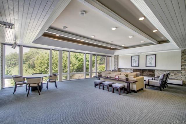 2294 Caminito Castillo, La Jolla CA: https://media.crmls.org/mediaz/e46bbac1-68b5-45cb-8ab1-fad10708afaa.jpg